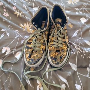 Airwalk camo sneakers